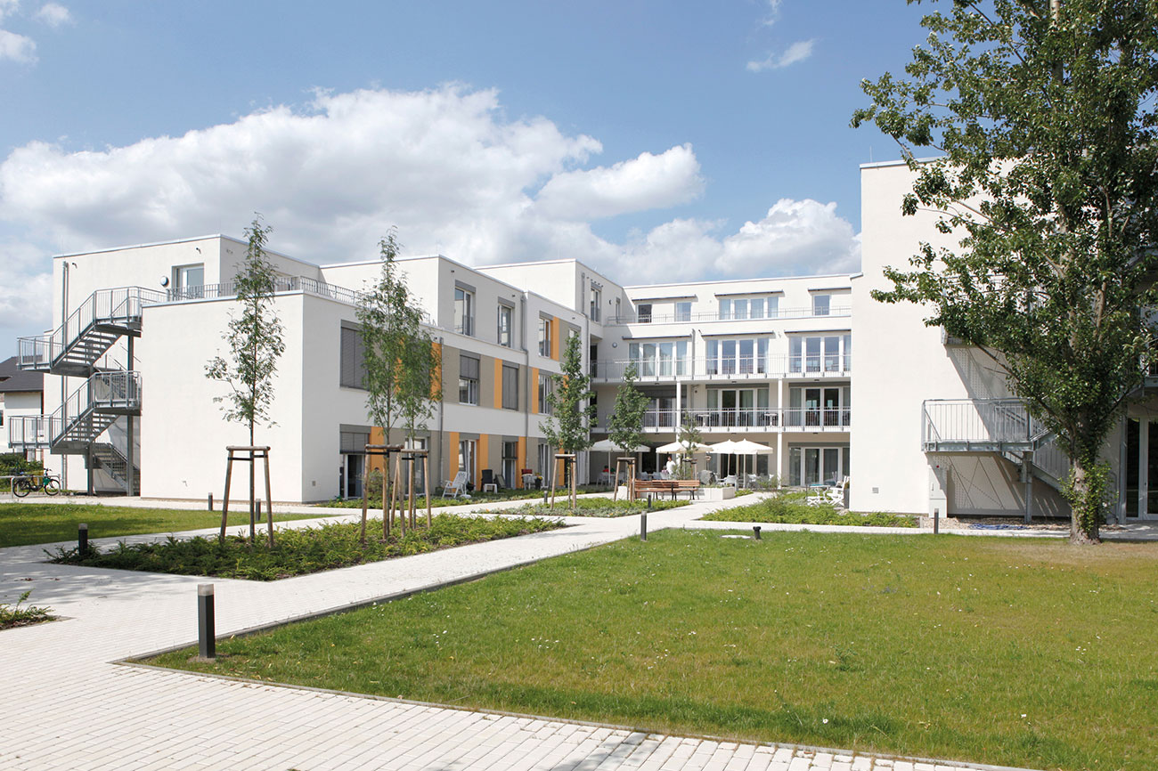 Außenansicht des Pflegeheims von Korian Haus Spreetalhof in Berlin-Altglienicke